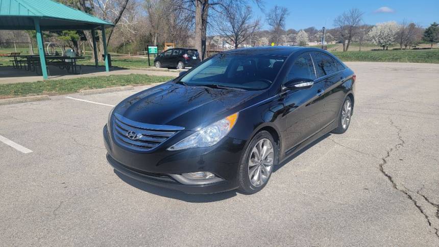 2014 Hyundai Sonata SE — Sedan — 87,760 mi — Merriam, KS