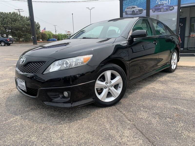 2011 Toyota Camry SE — Sedan — 133,582 mi — Palatine, IL