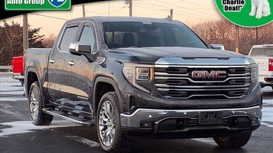 2022 GMC Sierra 1500 SLT — Pickup Truck — 83,476 mi — Forsyth, IL