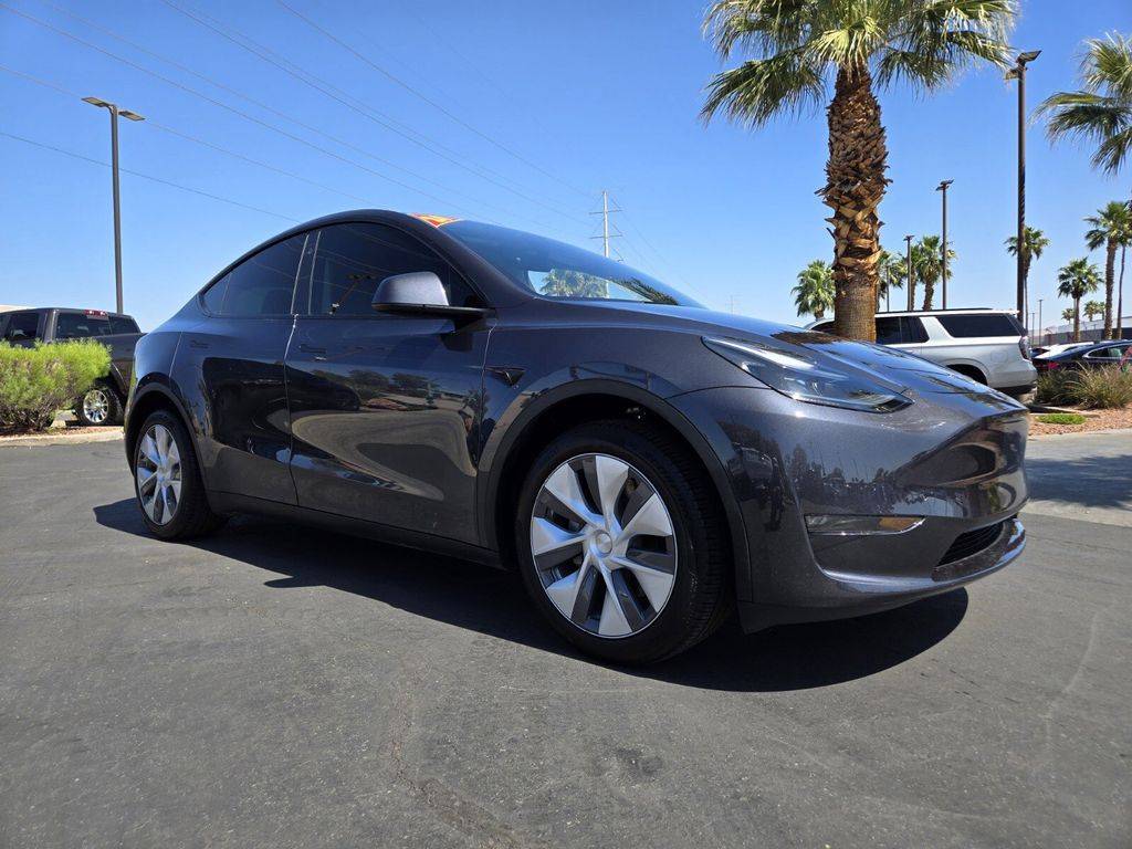 2024 Tesla Model Y Long Range — SUV — 13,806 mi — Henderson, NV