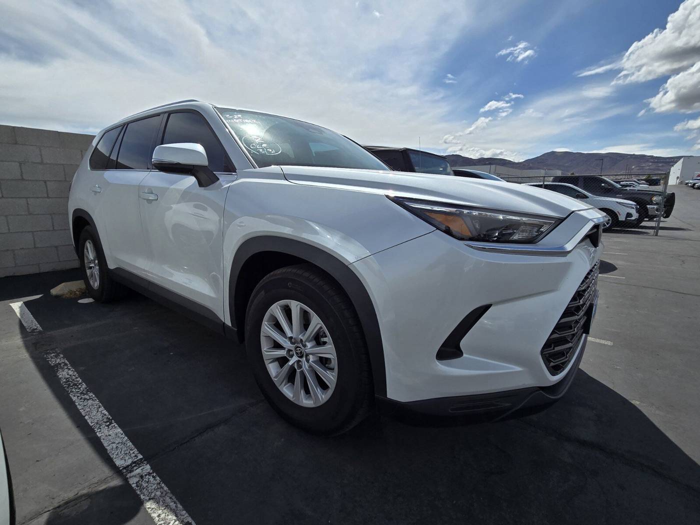 2024 Toyota Grand Highlander XLE — SUV — 10,648 mi — Henderson, NV