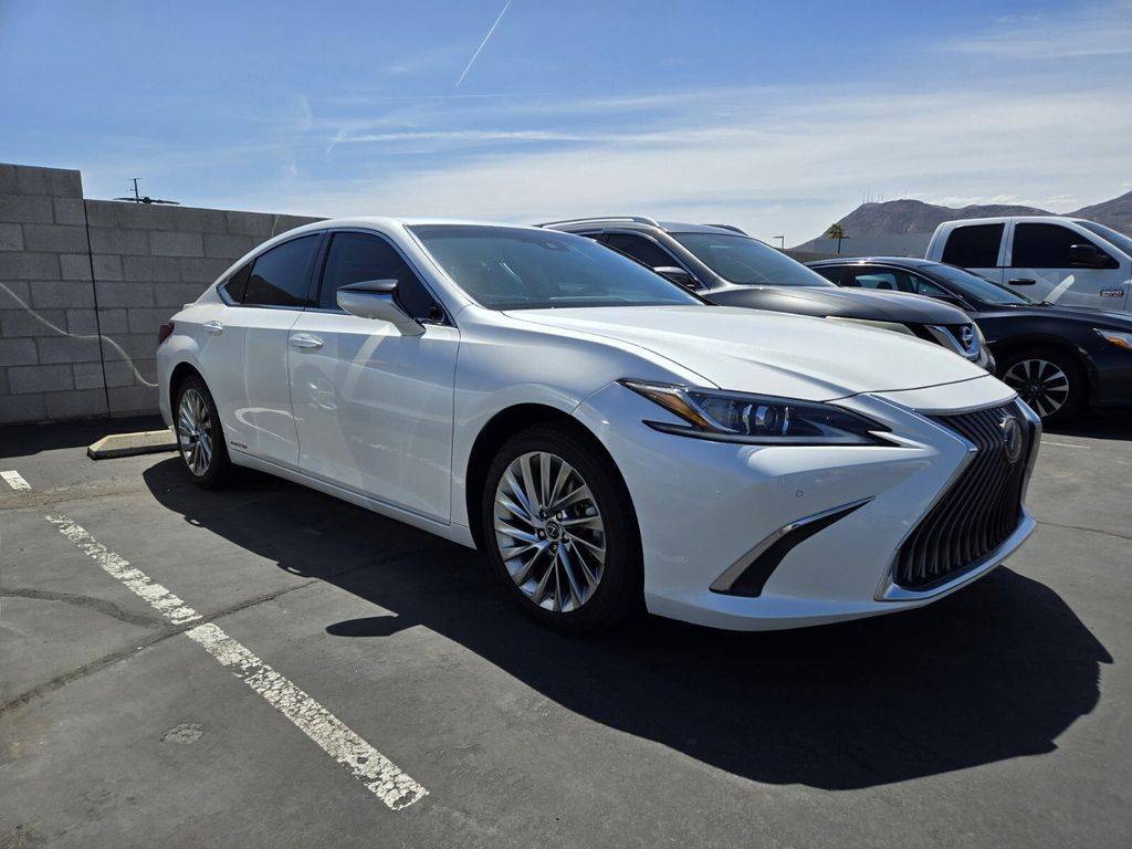 2019 Lexus ES ES 300h — Sedan — 50,968 mi — Henderson, NV