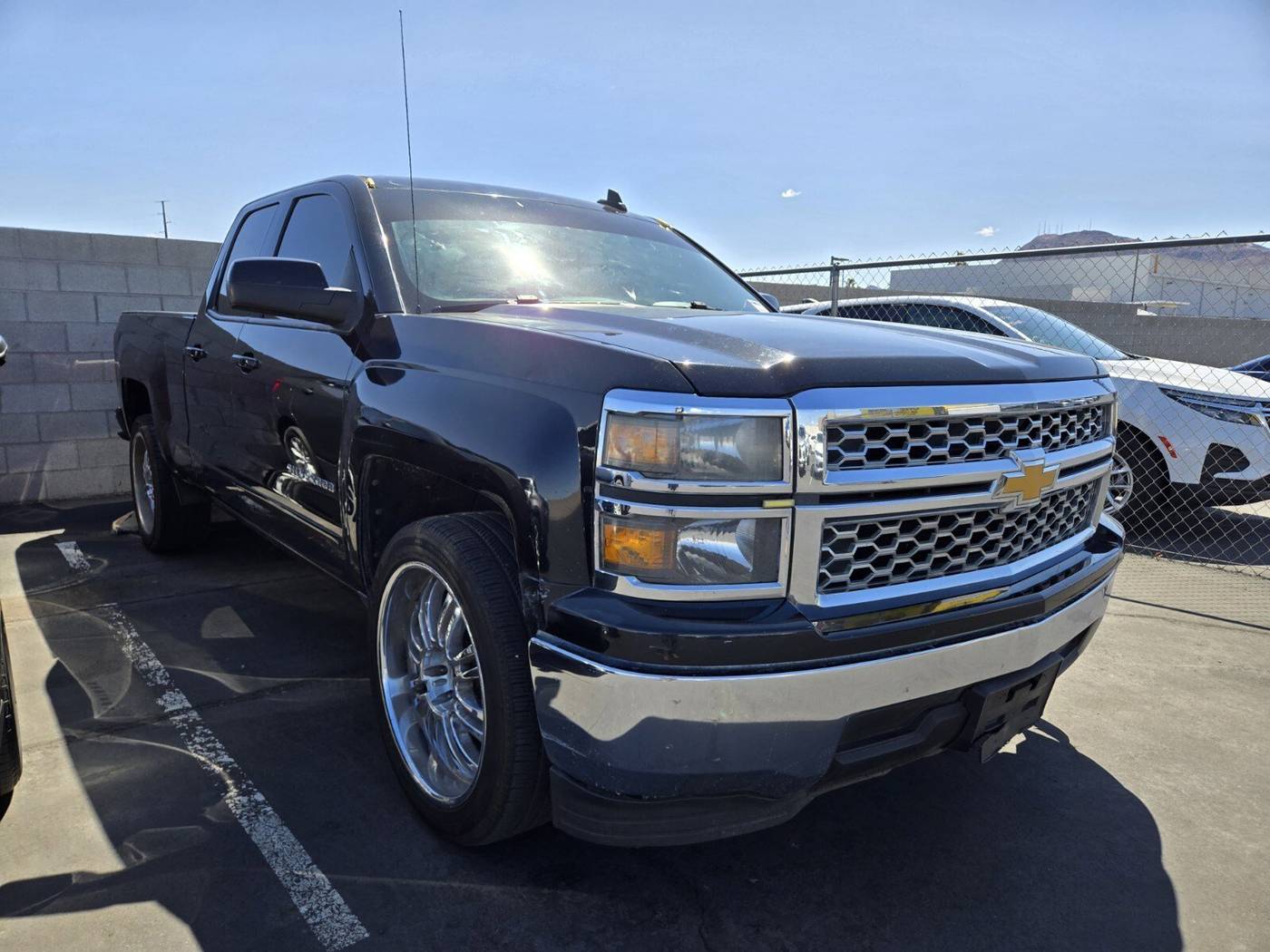 2015 Chevrolet Silverado 1500 LT — Pickup Truck — 131,845 mi — Henderson, NV