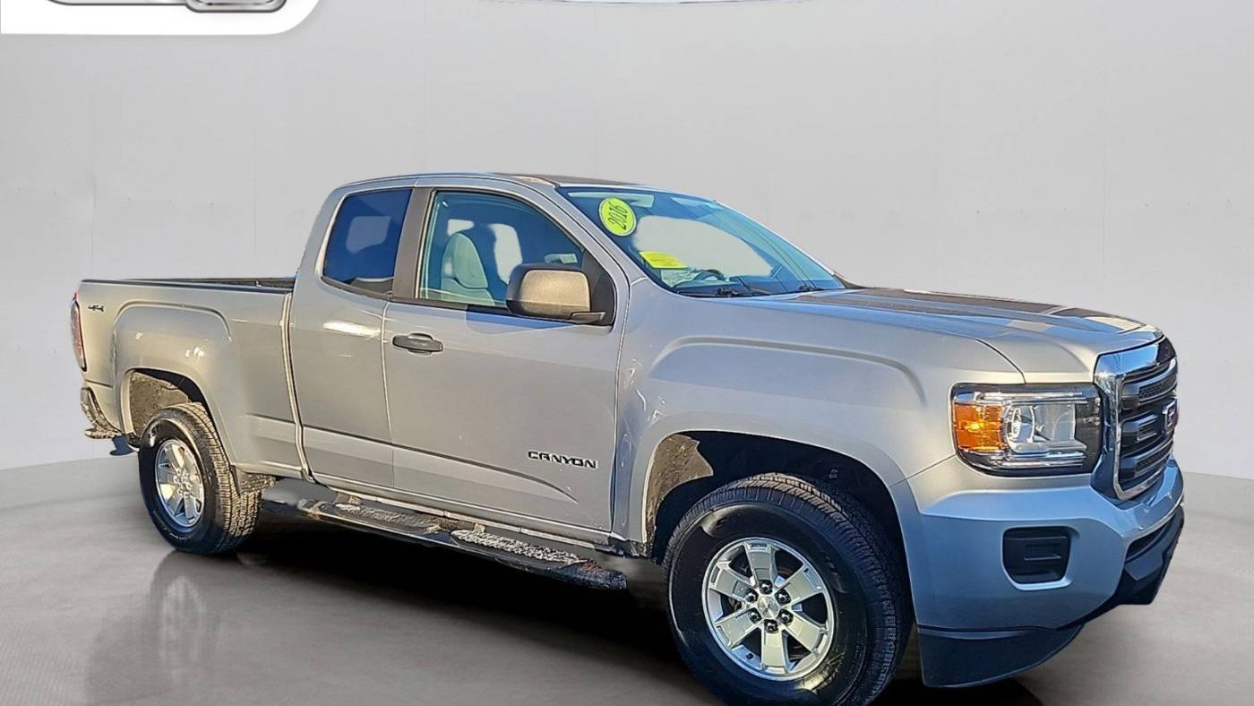 2016 GMC Canyon Base — Pickup Truck — 70,382 mi — Somerset, MA