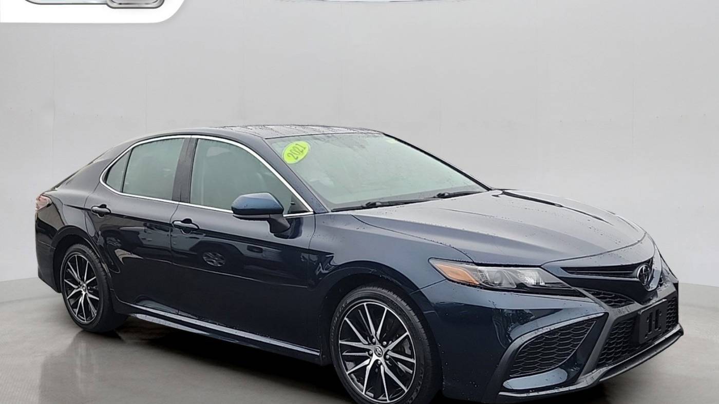 2021 Toyota Camry SE — Sedan — 85,369 mi — Somerset, MA
