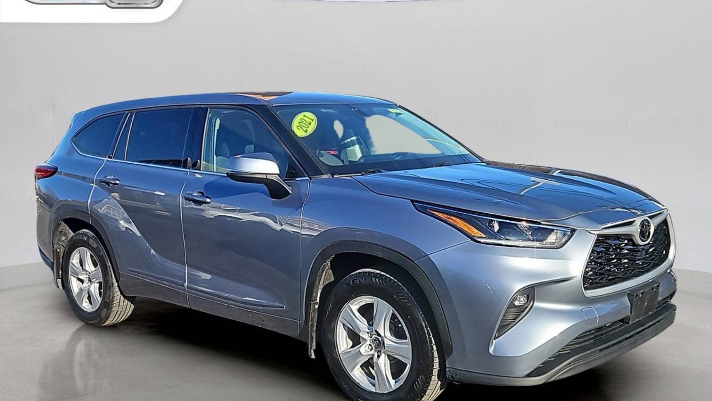 2021 Toyota Highlander LE — SUV — 60,727 mi — Somerset, MA