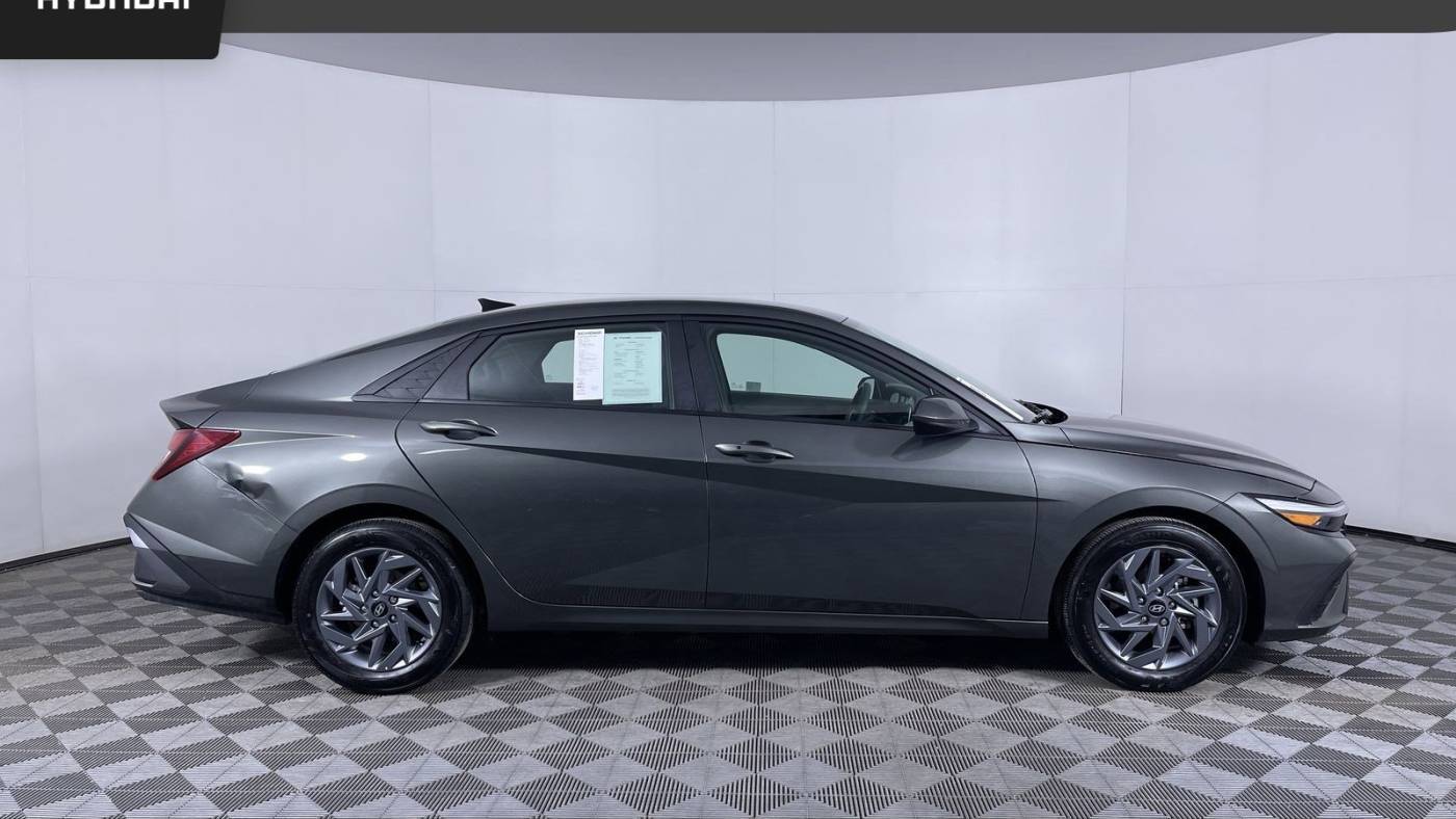 2024 Hyundai Elantra SEL — Sedan — 3,475 mi — Aurora, CO