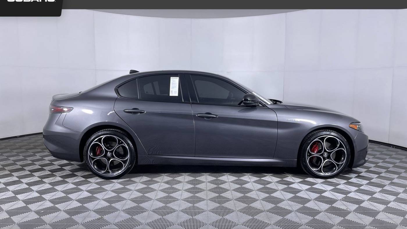 2024 Alfa Romeo Giulia Veloce — Sedan — 5,922 mi — Aurora, CO