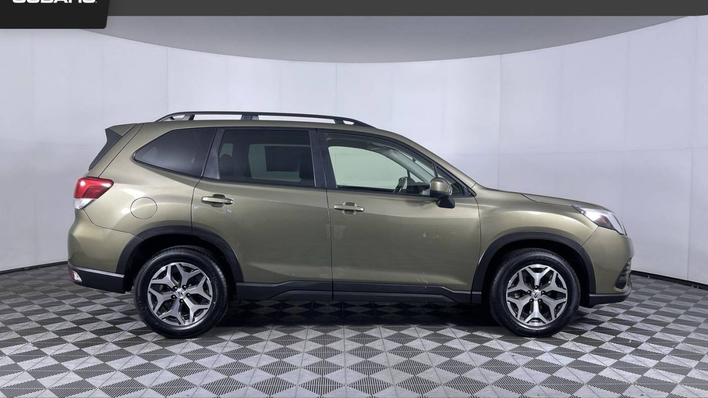 2022 Subaru Forester Premium — SUV — 28,137 mi — Aurora, CO