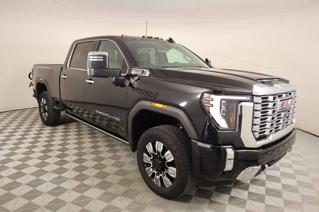 2024 GMC Sierra 2500HD Denali — Pickup Truck — 37,888 mi — Oklahoma City, OK