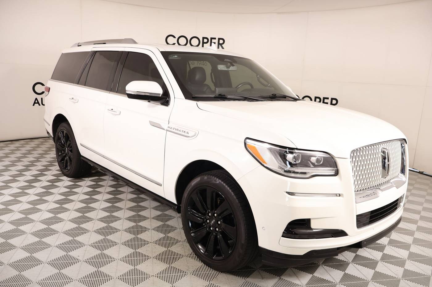 2023 Lincoln Navigator Reserve — SUV — 24,944 mi — Oklahoma City, OK