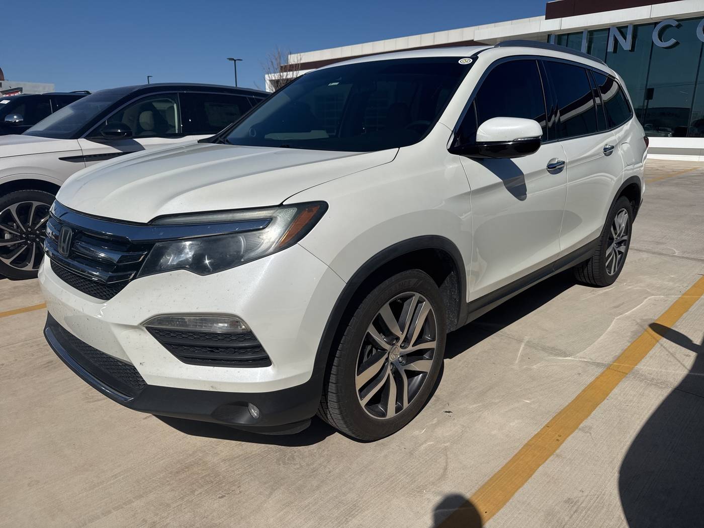 2017 Honda Pilot Touring — SUV — 154,382 mi — Oklahoma City, OK