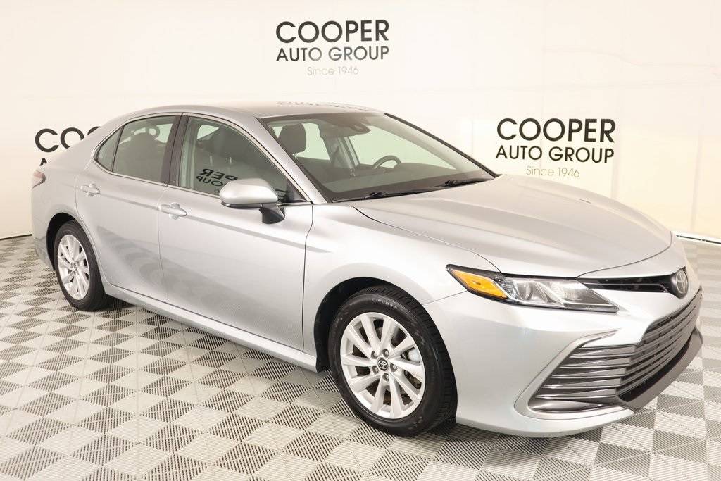 2023 Toyota Camry LE — Sedan — 30,682 mi — Oklahoma City, OK
