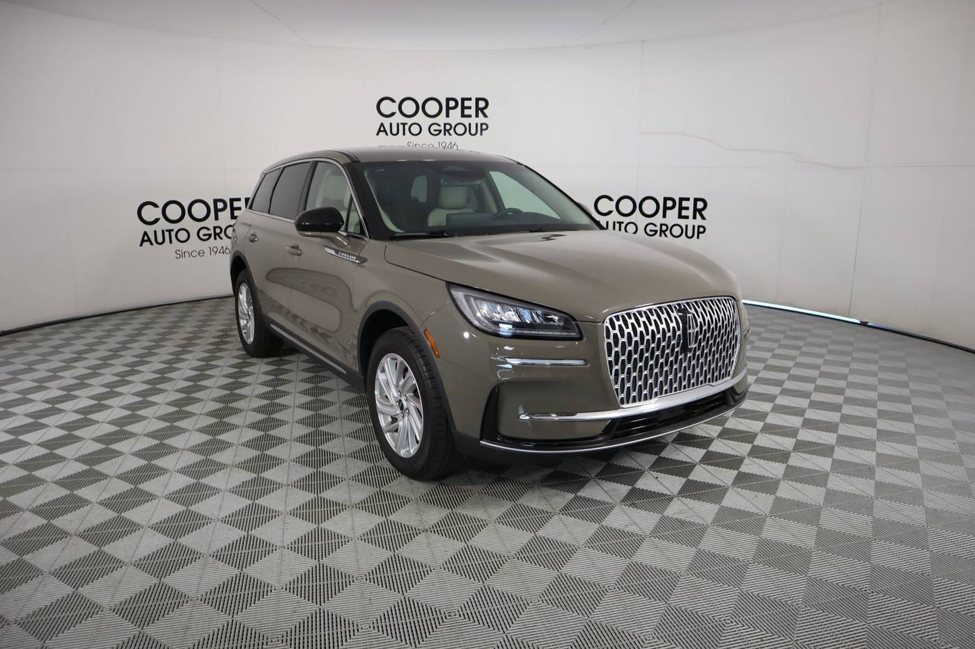 2025 Lincoln Corsair Premiere