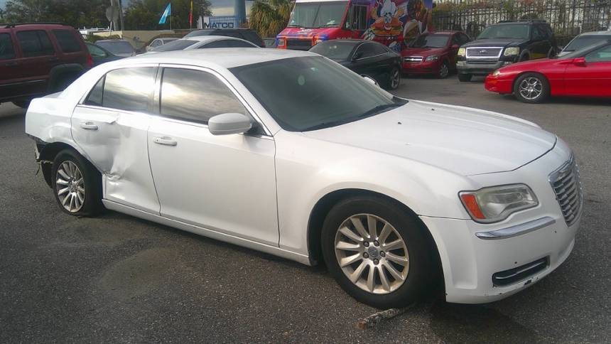 2014 Chrysler 300 Base — Sedan — 170,757 mi — Orlando, FL