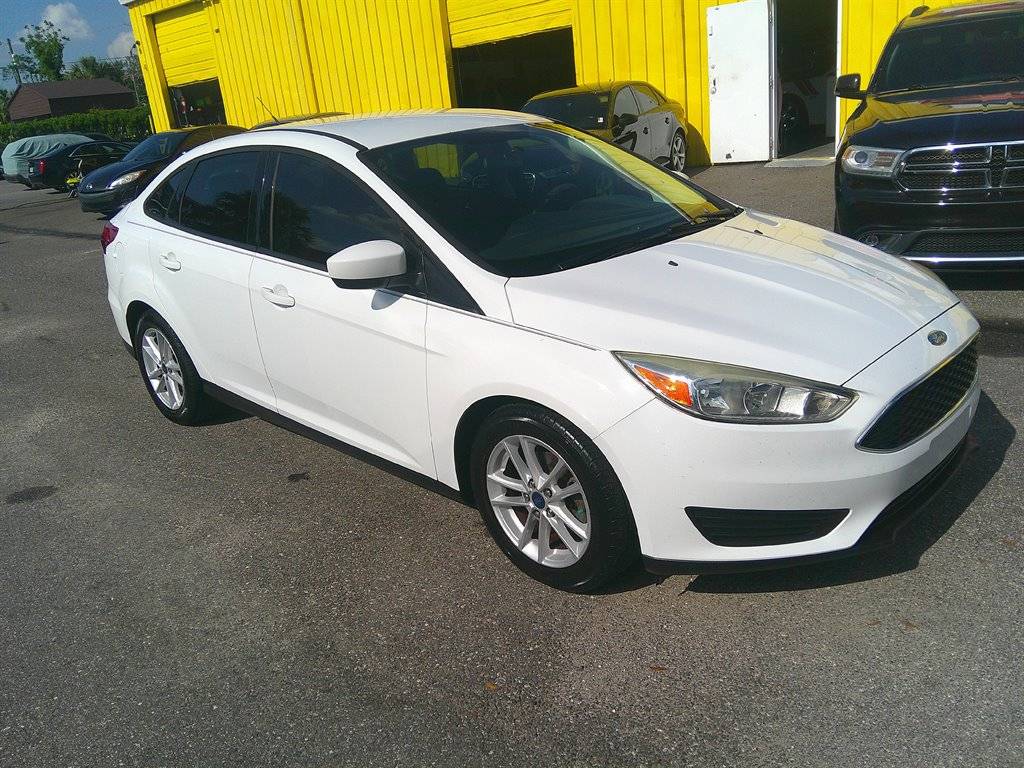2018 Ford Focus SE — Sedan — 123,724 mi — Orlando, FL