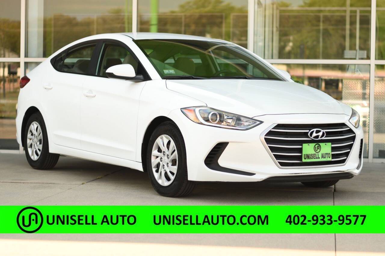 2018 Hyundai Elantra SE — Sedan — 39,228 mi — Bellevue, NE