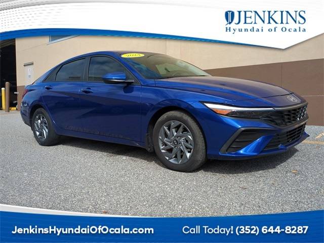 2024 Hyundai Elantra Hybrid Blue — Sedan — 12,320 mi — Ocala, FL