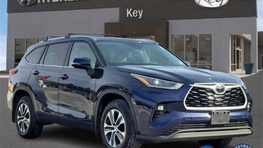 2021 Toyota Highlander XLE — SUV — 97,504 mi — Salem, NH