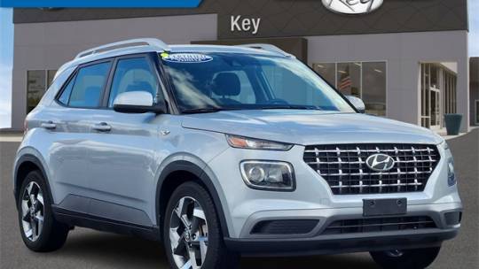 2022 Hyundai Venue SEL — SUV — 14,208 mi — Salem, NH