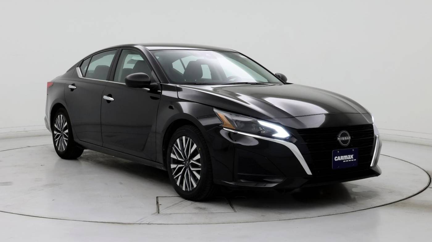 2024 Nissan Altima SV — Sedan — 25,570 mi — Santa Fe, NM
