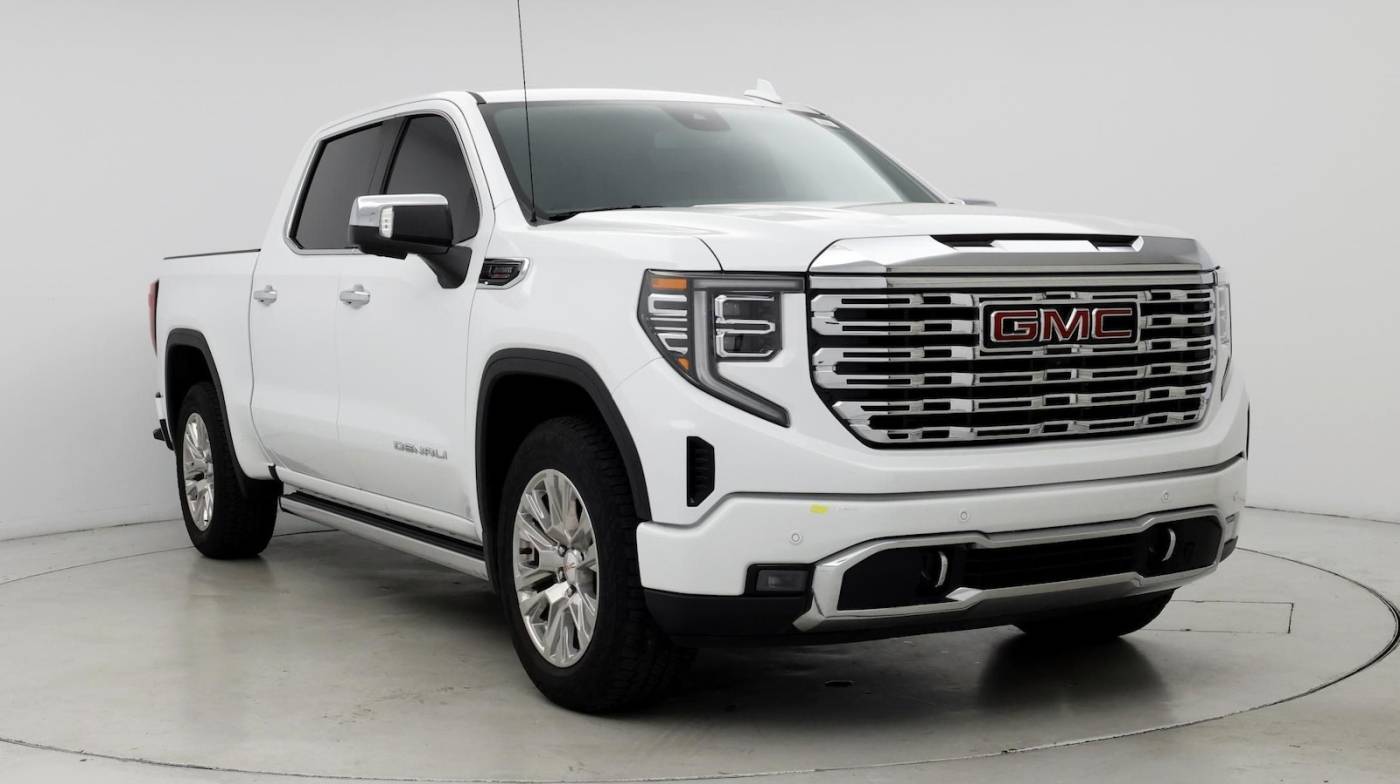 2023 GMC Sierra 1500 Denali — Pickup Truck — 19,055 mi — Santa Fe, NM