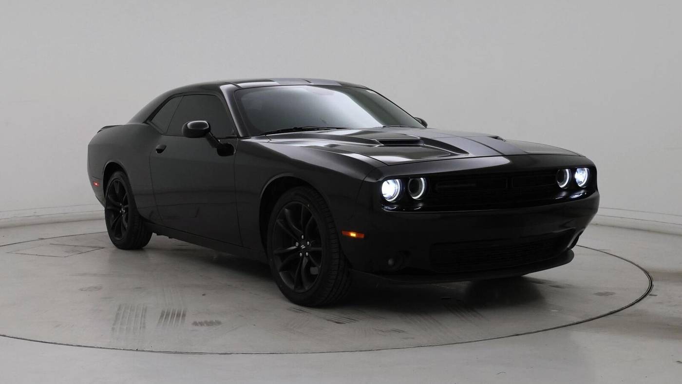 2018 Dodge Challenger SXT Plus