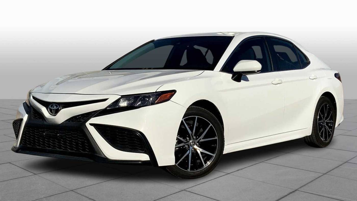 2021 Toyota Camry SE — Sedan — 67,593 mi — El Paso, TX