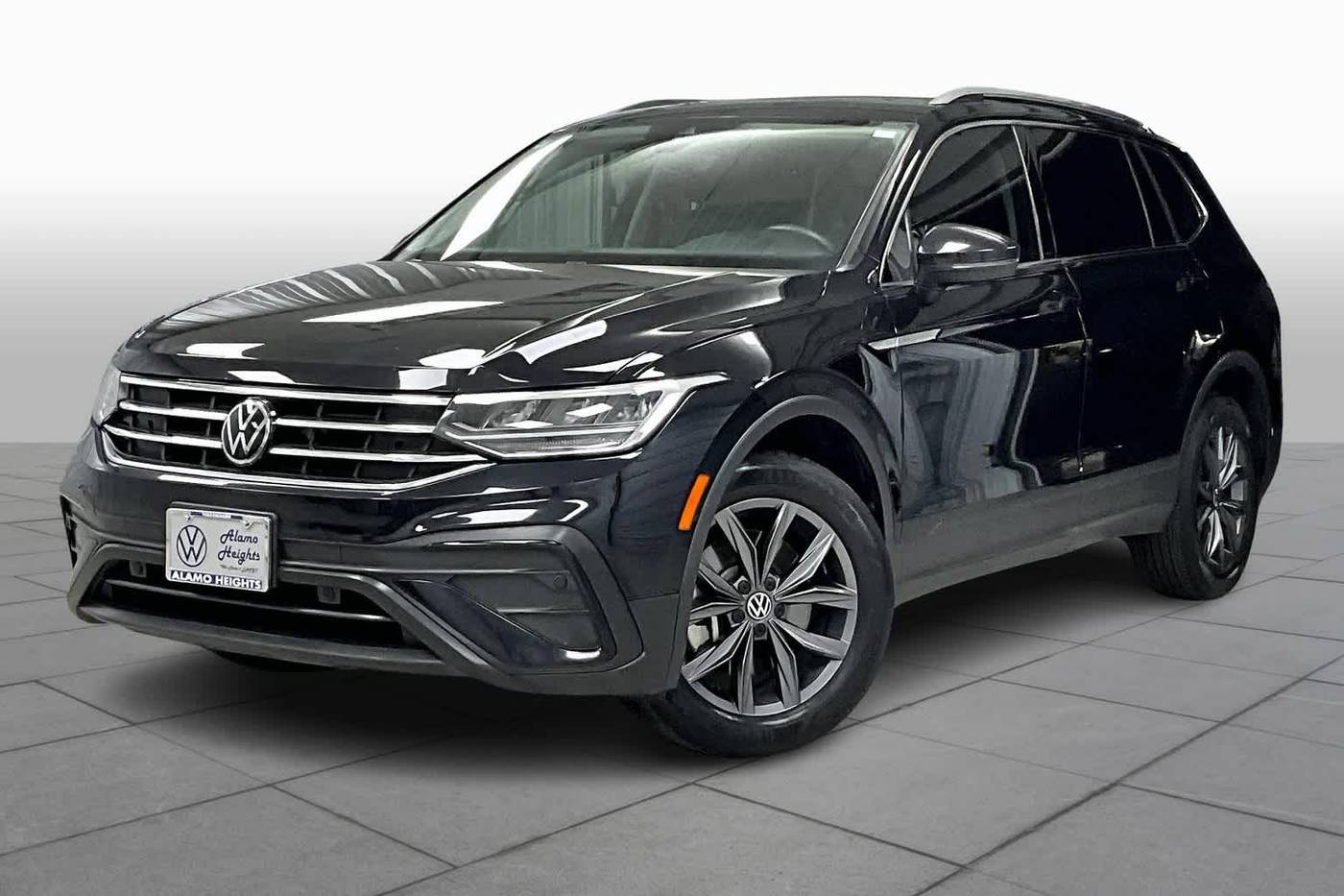 2022 Volkswagen Tiguan SE — SUV — 116,571 mi — San Antonio, TX