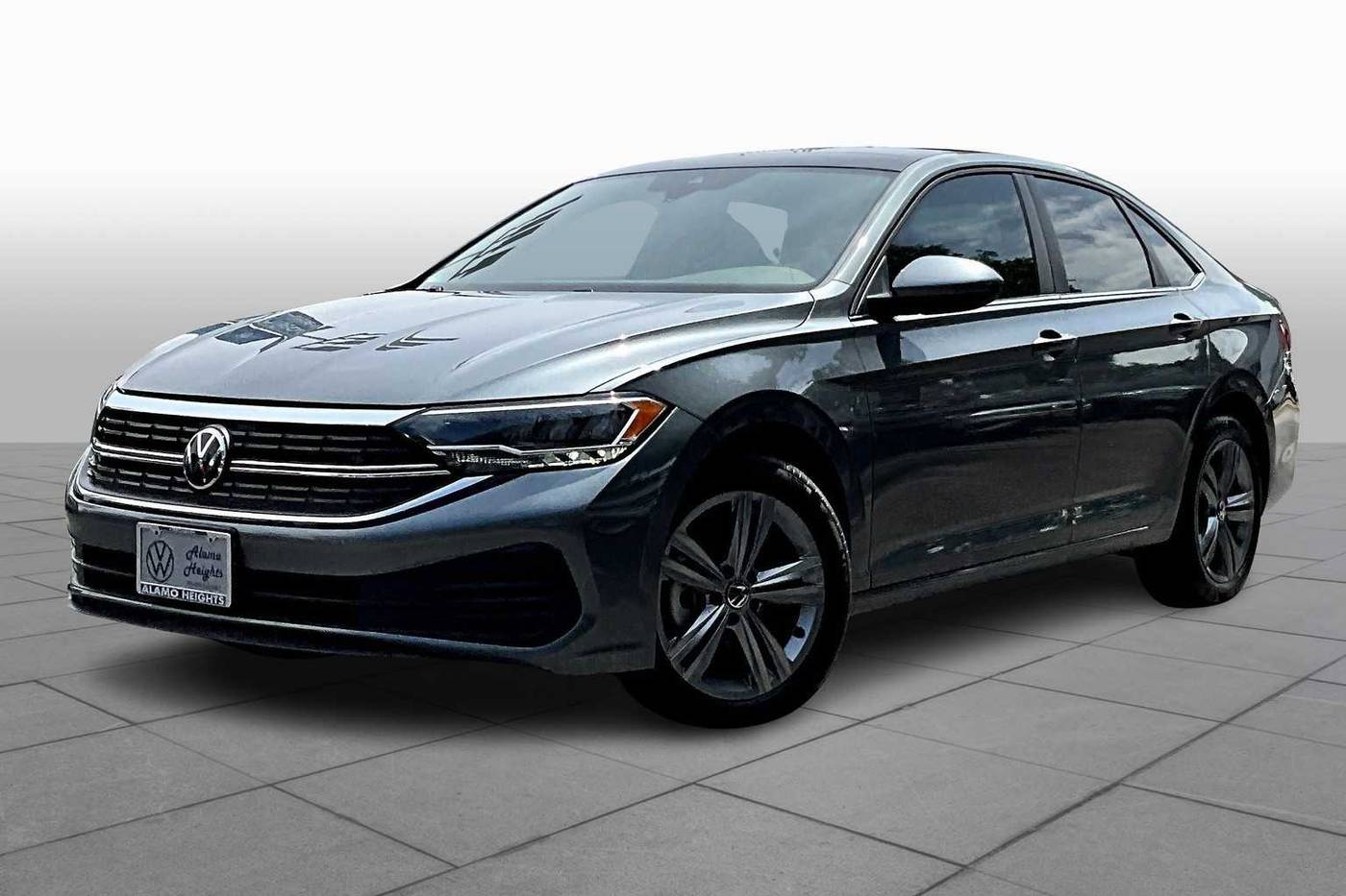 2024 Volkswagen Jetta SE — Sedan — 8,787 mi — San Antonio, TX