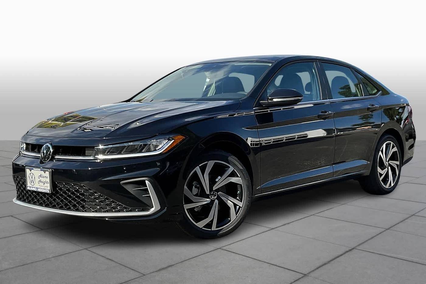 2025 Volkswagen Jetta SEL — Sedan — 7,293 mi — San Antonio, TX