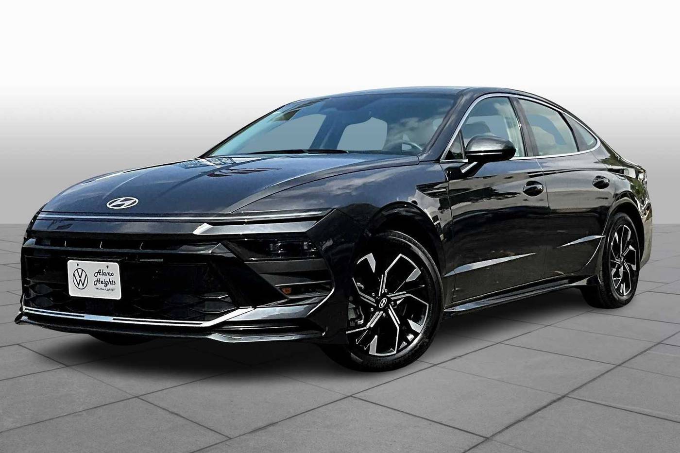 2024 Hyundai Sonata SEL — Sedan — 16,664 mi — San Antonio, TX