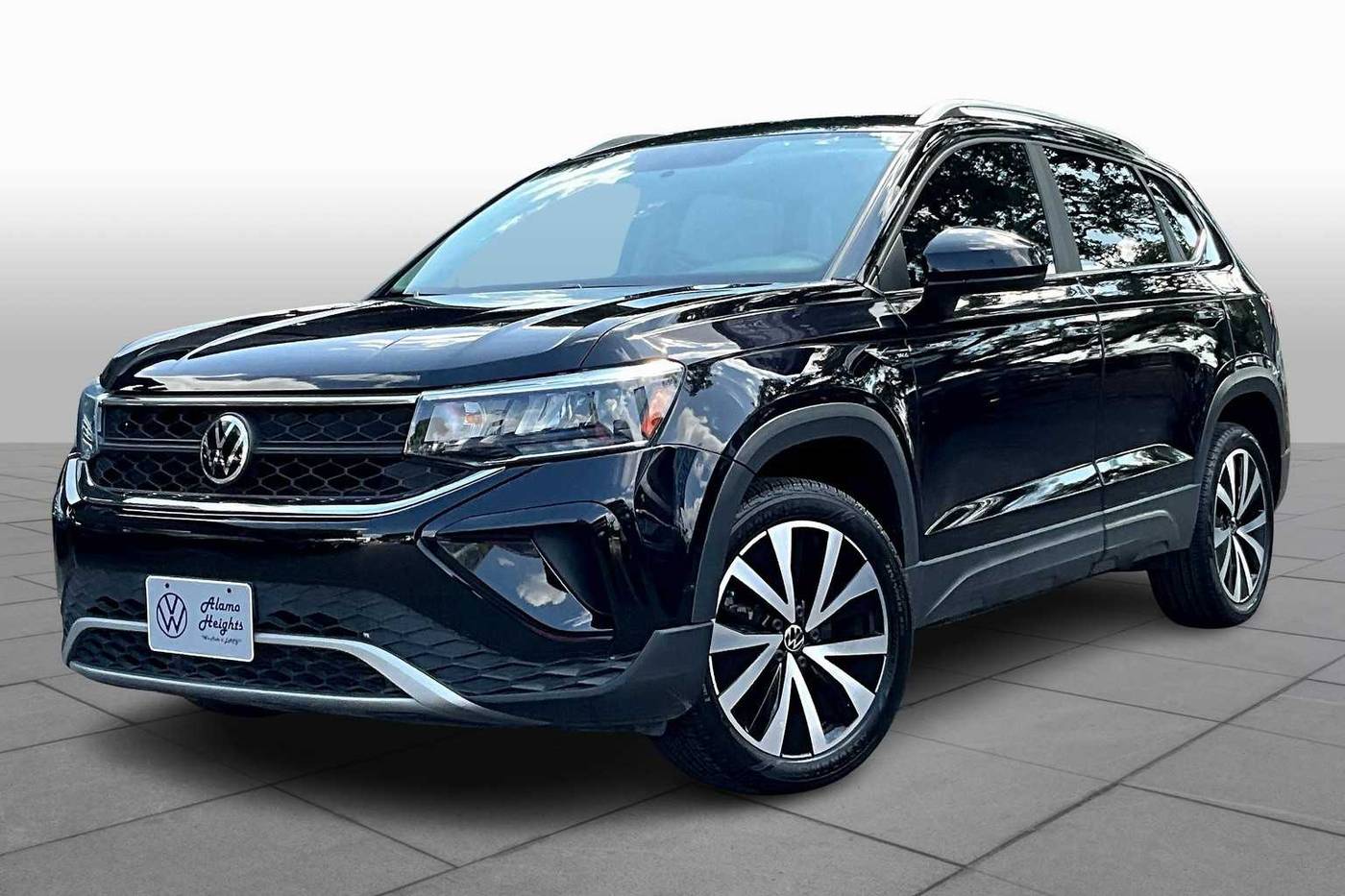 2022 Volkswagen Taos SE — SUV — 32,667 mi — San Antonio, TX