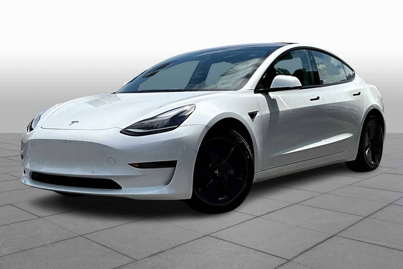 2021 Tesla Model 3 Standard Range Plus — Sedan — 28,548 mi — San Antonio, TX