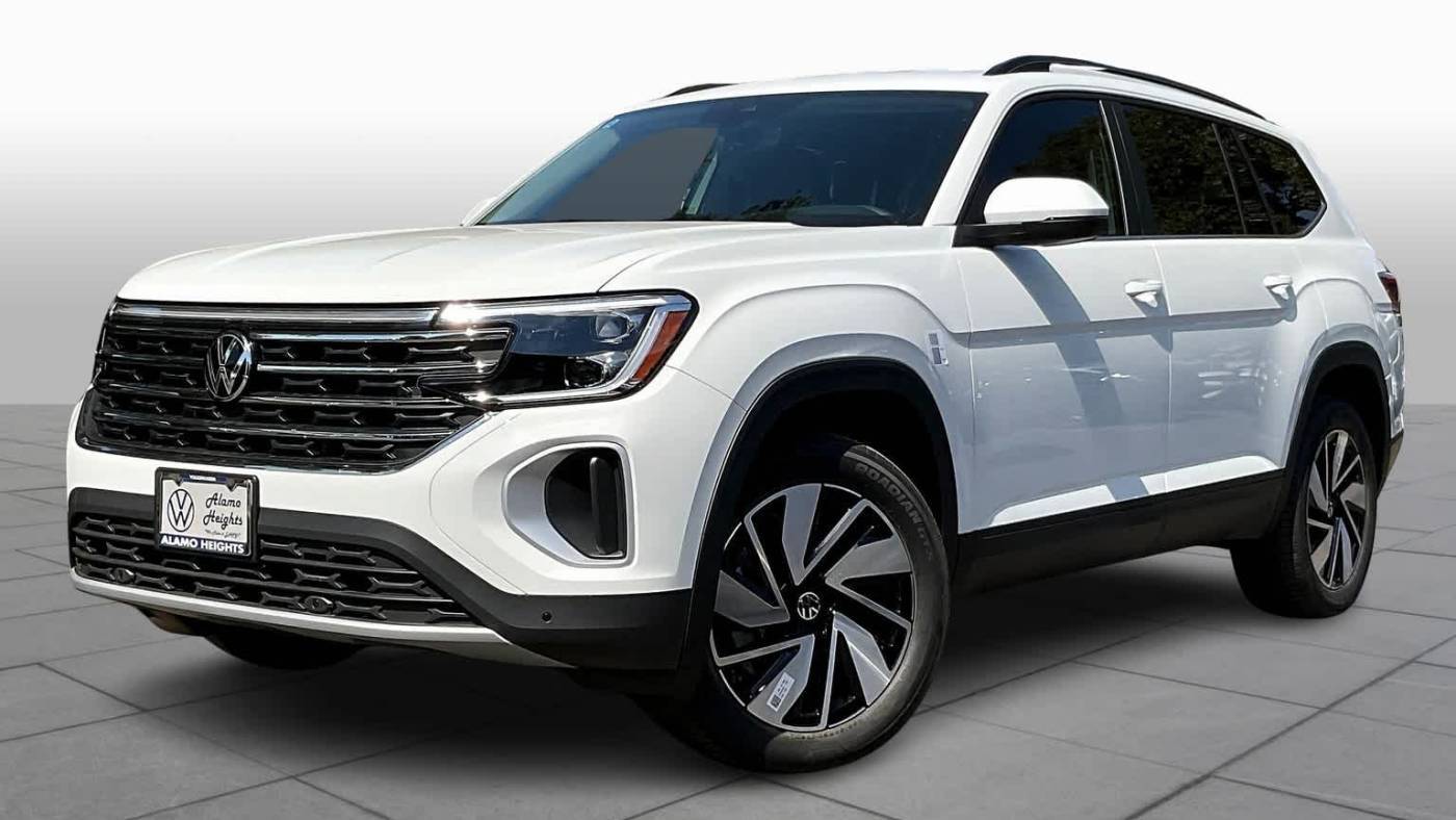 2024 Volkswagen Atlas SE with Technology — SUV — 9,975 mi — San Antonio, TX