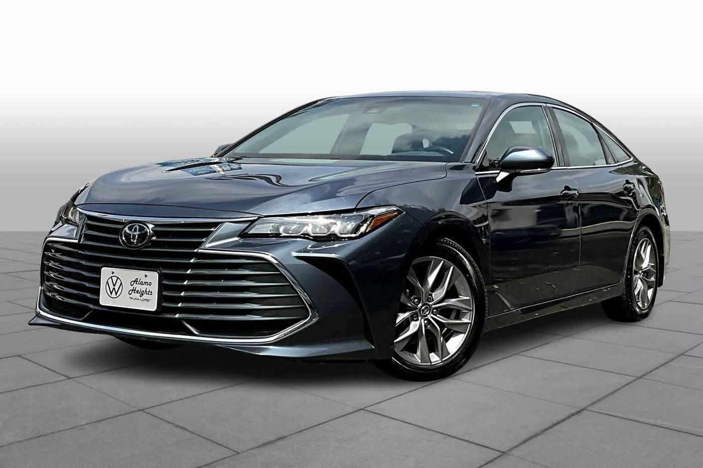 2020 Toyota Avalon XLE — Sedan — 49,294 mi — San Antonio, TX