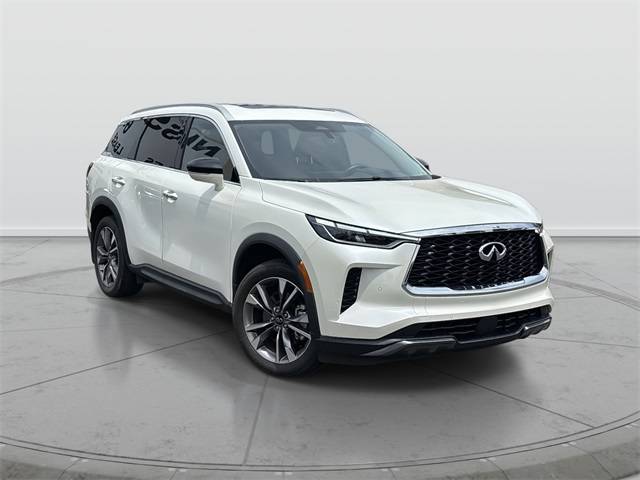 2022 INFINITI QX60 LUXE — SUV — 31,198 mi — Valencia, CA