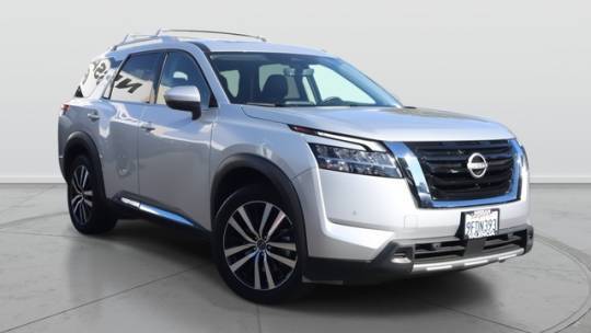 2023 Nissan Pathfinder Platinum — SUV — 18,056 mi — Valencia, CA