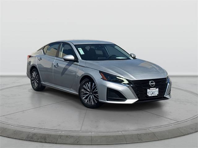 2023 Nissan Altima SV — Sedan — 57,207 mi — Valencia, CA