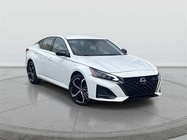 2024 Nissan Altima SR — Sedan — 2,474 mi — Valencia, CA