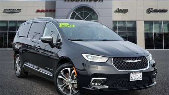 2022 Chrysler Pacifica Pinnacle — Minivan — 14,146 mi — Torrance, CA