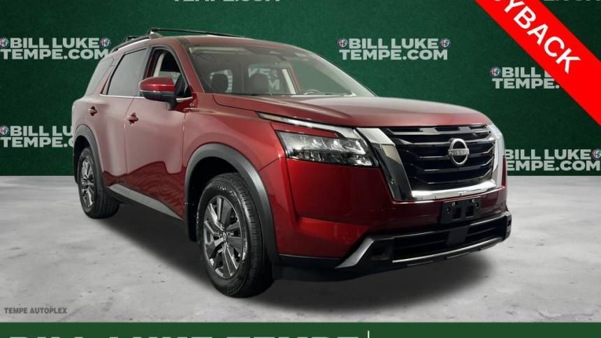 2024 Nissan Pathfinder SV