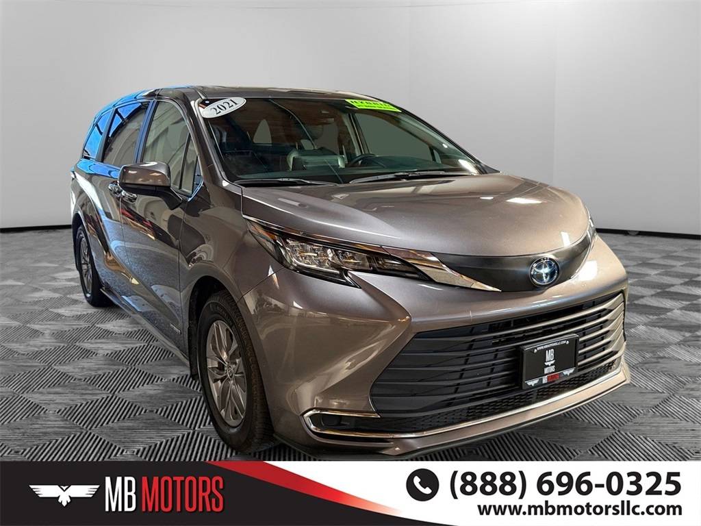 2021 Toyota Sienna XLE — Minivan — 57,165 mi — Bellingham, WA
