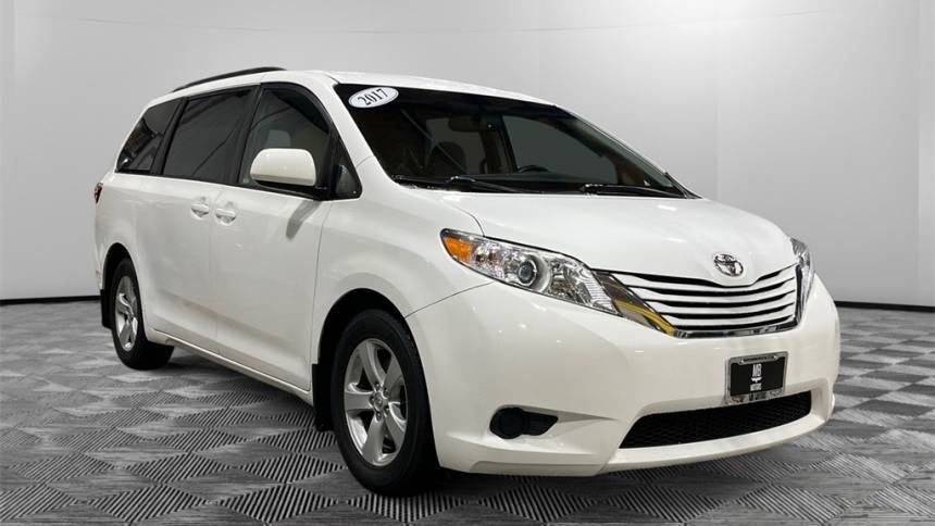 2017 Toyota Sienna LE — Minivan — 62,280 mi — Bellingham, WA