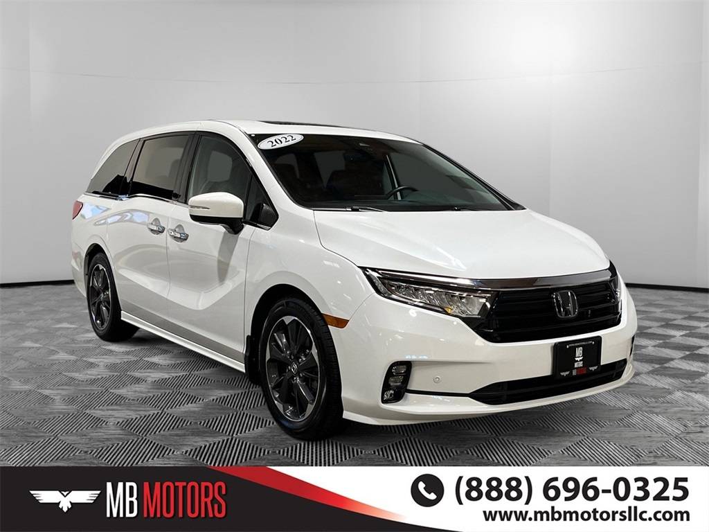 2022 Honda Odyssey Touring — Minivan — 9,840 mi — Bellingham, WA
