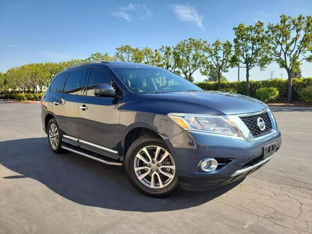 2015 Nissan Pathfinder SL — SUV — 81,908 mi — Orange, CA