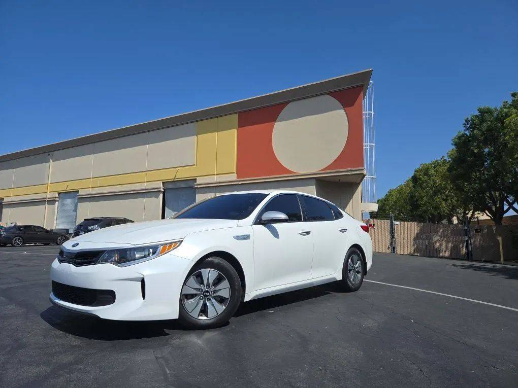 2018 Kia Optima Hybrid Premium — Sedan — 116,271 mi — Orange, CA