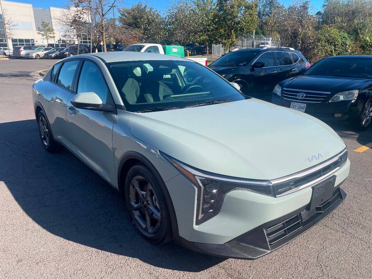 2025 Kia K4 LXS — Sedan — 13,564 mi — Chantilly, VA