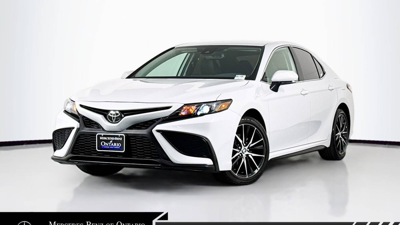 2024 Toyota Camry SE — Sedan — 6,893 mi — Ontario, CA