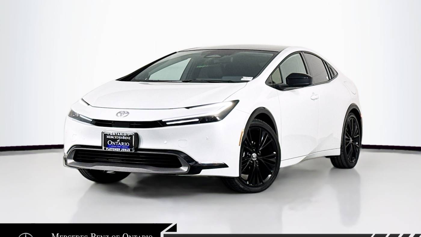 2024 Toyota Prius Limited — Hatchback — 12,024 mi — Ontario, CA
